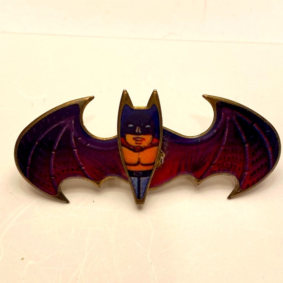 Jewelry Vintage Catwoman Batmanstyle Pin Poshmark